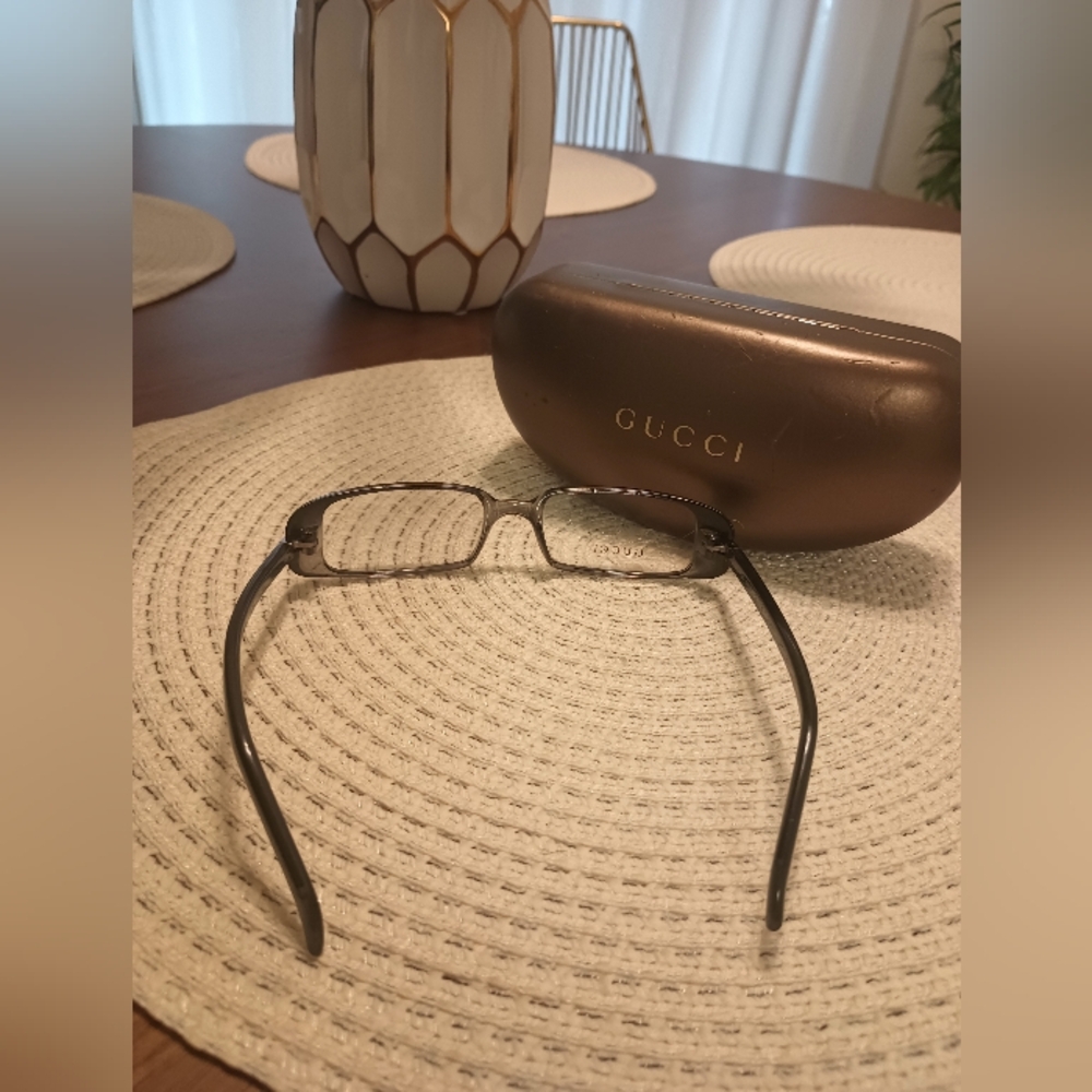 Glasses - Picture 4 of 4